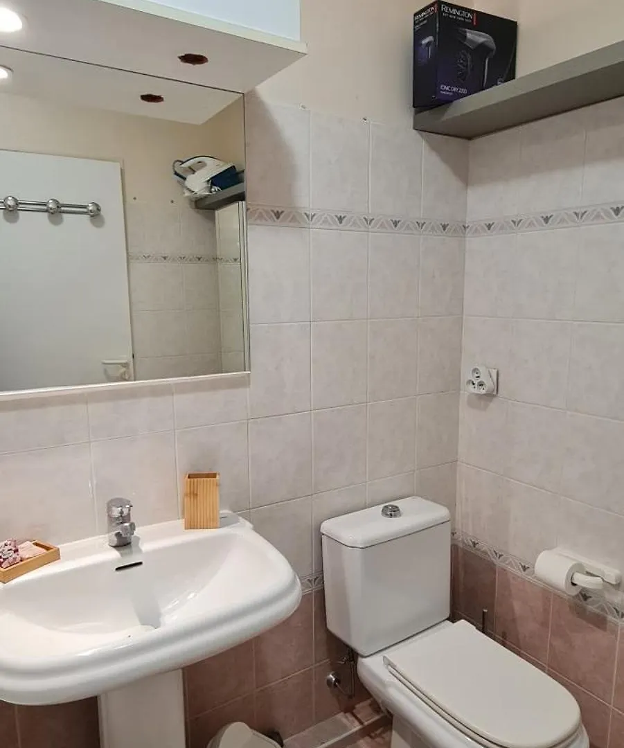 Apartment Beau T2 A 200M De La Mer Et Proches Toutes Commodites Antibes