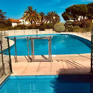  Appartamento Secured Parc Velusine With Private Parking, Terrace, Pools And Tennis Courts.